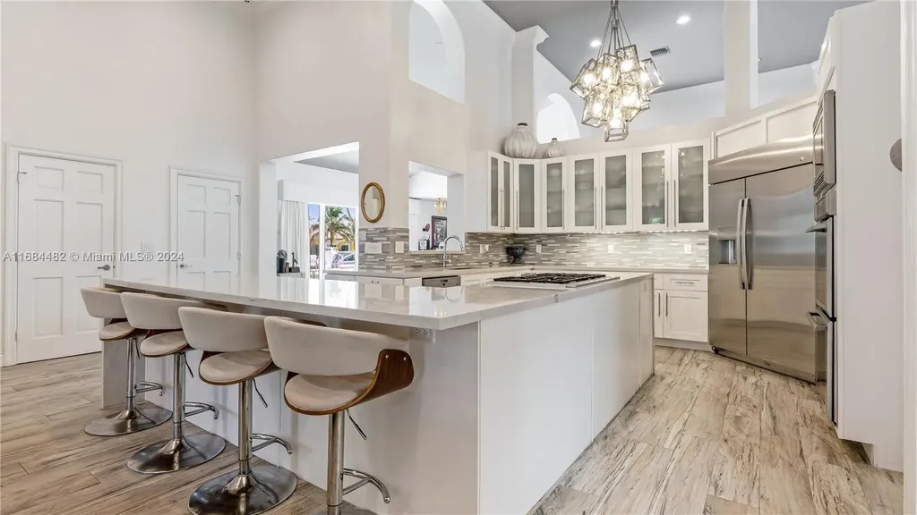 34 Pelican Drive Fort Lauderdale FL 33301