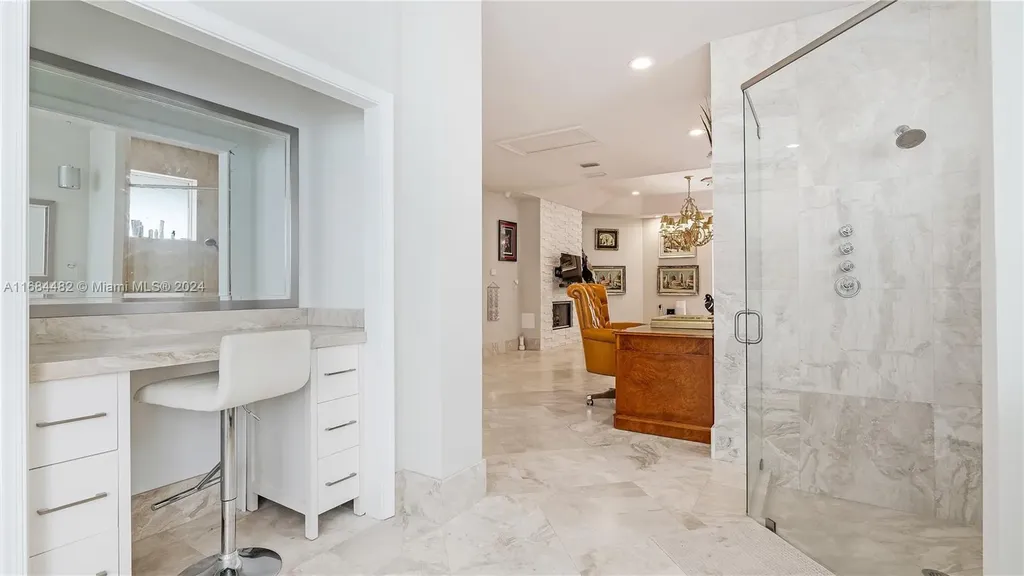 34 Pelican Drive Fort Lauderdale FL 33301