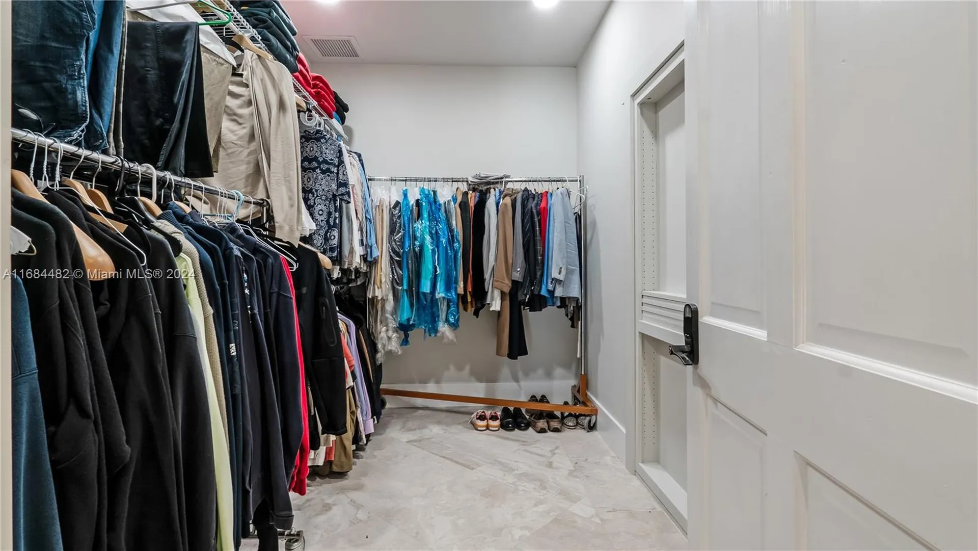 34 Pelican Drive Fort Lauderdale FL 33301