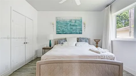 34 Pelican Drive Fort Lauderdale FL 33301