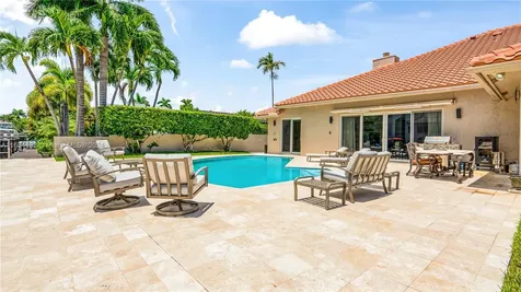 34 Pelican Drive Fort Lauderdale FL 33301