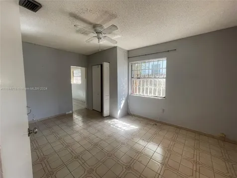 239 NW 57th Court Miami FL 33126