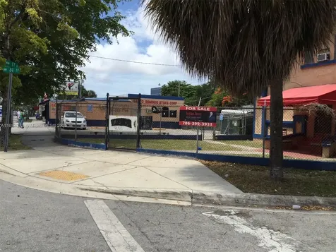 3010 NW 17th Avenue Miami FL 33142