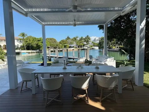945 Mariner Drive Key Biscayne FL 33149