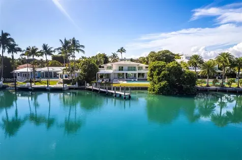 945 Mariner Drive Key Biscayne FL 33149