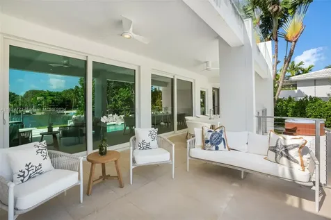 945 Mariner Drive Key Biscayne FL 33149