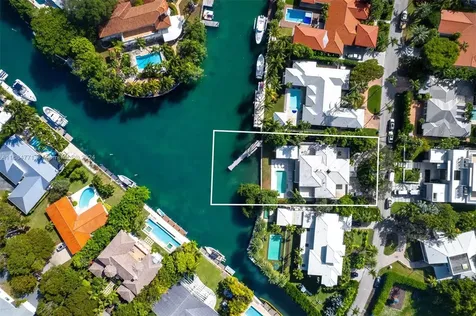 945 Mariner Drive Key Biscayne FL 33149
