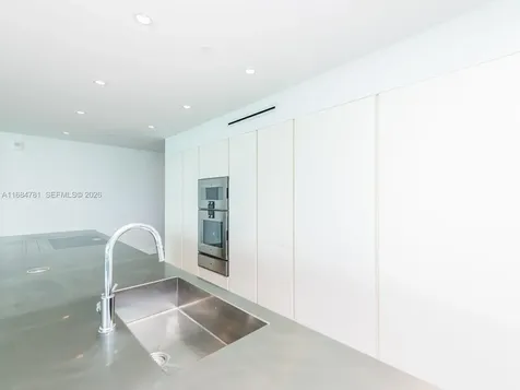 6901 Collins Avenue Miami Beach FL 33141