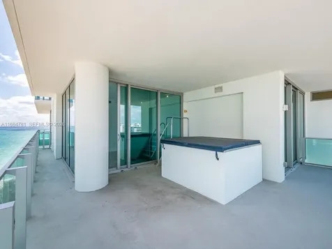 6901 Collins Avenue Miami Beach FL 33141