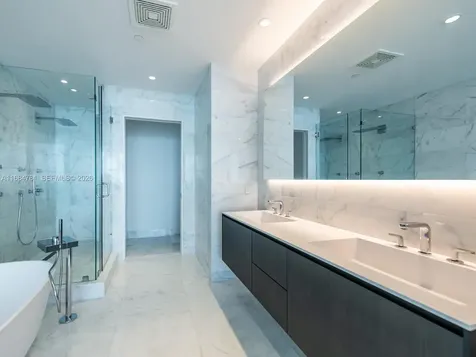 6901 Collins Avenue Miami Beach FL 33141