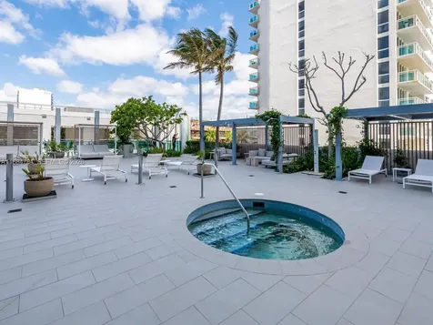 6901 Collins Avenue Miami Beach FL 33141