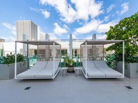 6901 Collins Avenue Miami Beach FL 33141