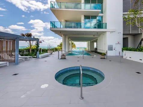 6901 Collins Avenue Miami Beach FL 33141