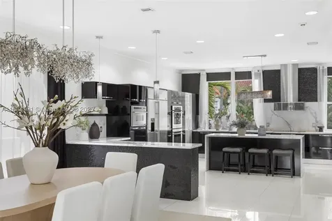 19555 NE 37th Avenue Aventura FL 33180