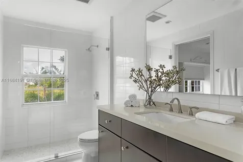 19555 NE 37th Avenue Aventura FL 33180