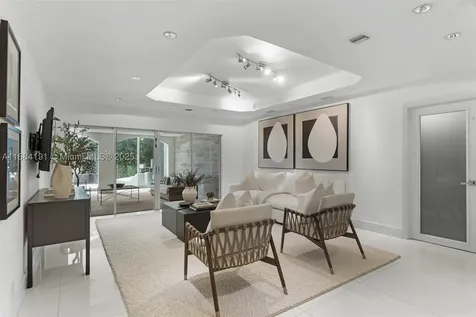 19555 NE 37th Avenue Aventura FL 33180