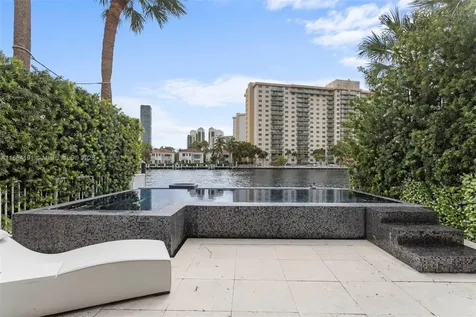 19555 NE 37th Avenue Aventura FL 33180