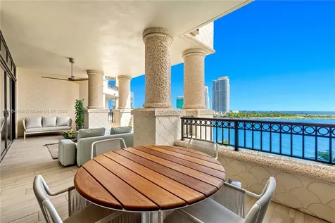 7065 Fisher Island Drive Miami Beach FL 33109