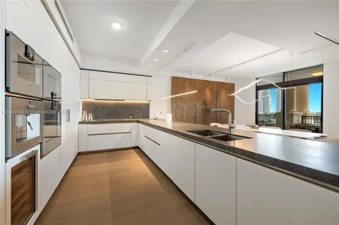 7065 Fisher Island Drive Miami Beach FL 33109