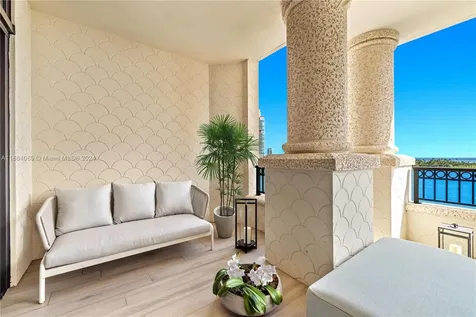 7065 Fisher Island Drive Miami Beach FL 33109