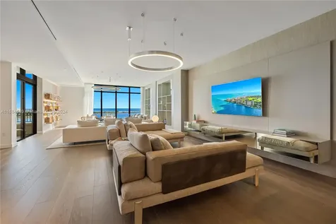 7065 Fisher Island Drive Miami Beach FL 33109
