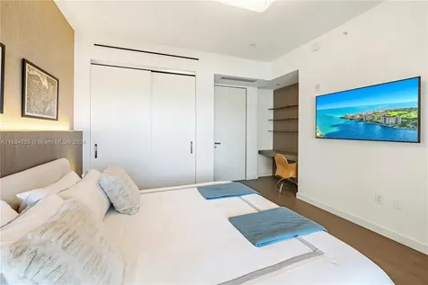 7065 Fisher Island Drive Miami Beach FL 33109