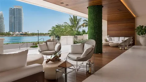 7065 Fisher Island Drive Miami Beach FL 33109