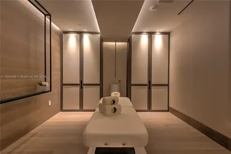 7065 Fisher Island Drive Miami Beach FL 33109