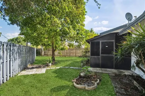 10008 SW 14th Street Pembroke Pines FL 33025