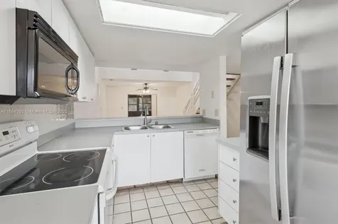 10008 SW 14th Street Pembroke Pines FL 33025