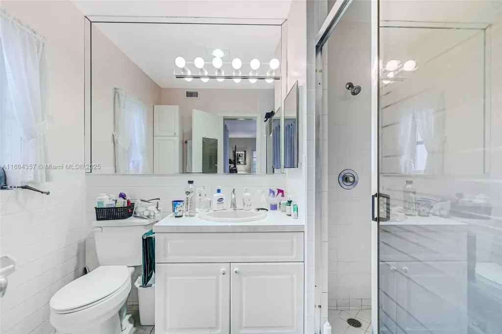 2889 Riverland Road Fort Lauderdale FL 33312