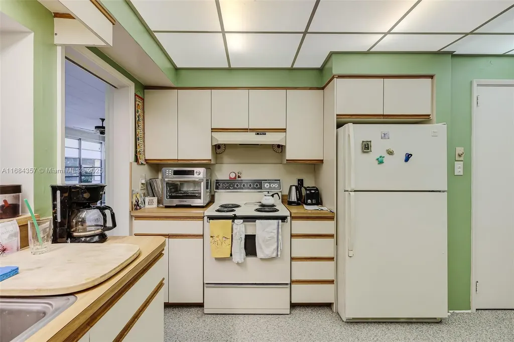 2889 Riverland Road Fort Lauderdale FL 33312