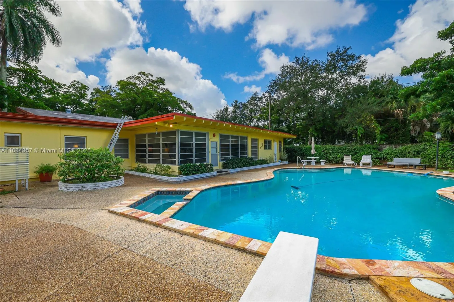 2889 Riverland Road Fort Lauderdale FL 33312