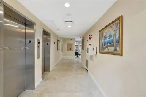 3161 S Ocean Drive Hallandale Beach FL 33009