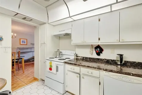 3161 S Ocean Drive Hallandale Beach FL 33009