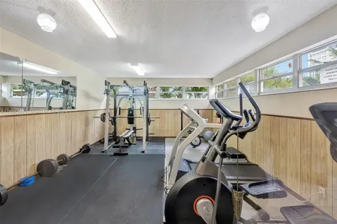 3161 S Ocean Drive Hallandale Beach FL 33009