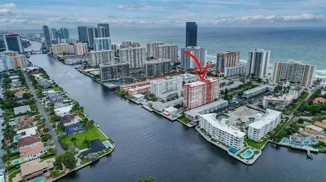 3161 S Ocean Drive Hallandale Beach FL 33009