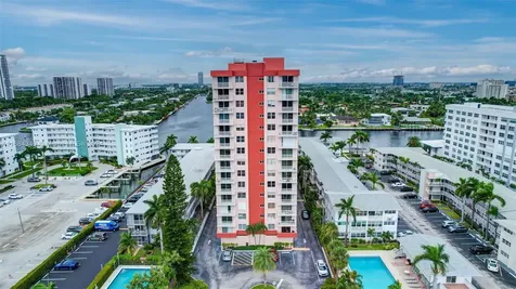3161 S Ocean Drive Hallandale Beach FL 33009