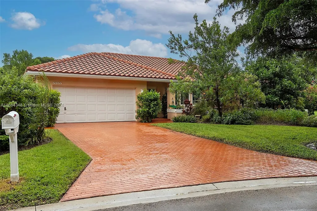 5855 NW 47th Place Coral Springs FL 33067