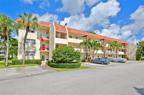 671 S Hollybrook Drive Pembroke Pines FL 33025