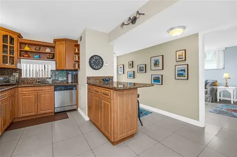 671 S Hollybrook Drive Pembroke Pines FL 33025