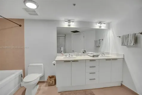 16699 Collins Avenue Sunny Isles Beach FL 33160