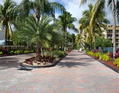 1470 NE 123rd Street North Miami FL 33161