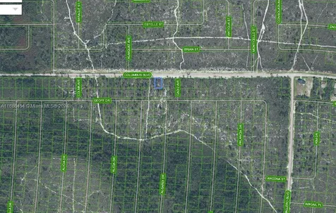 6737 Columbus Boulevard Sebring FL 33872