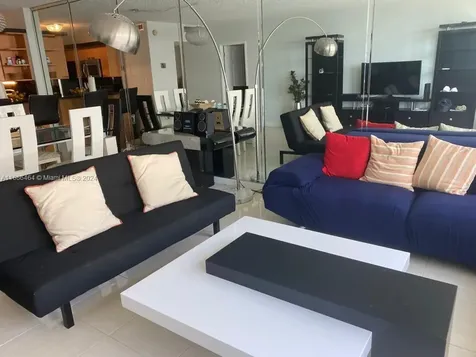 5401 Collins Avenue Miami Beach FL 33140