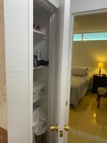 5401 Collins Avenue Miami Beach FL 33140