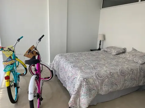 5401 Collins Avenue Miami Beach FL 33140
