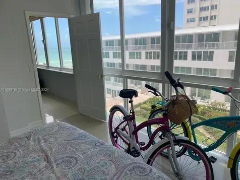 5401 Collins Avenue Miami Beach FL 33140
