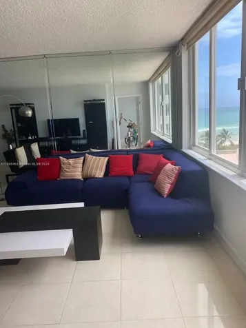 5401 Collins Avenue Miami Beach FL 33140