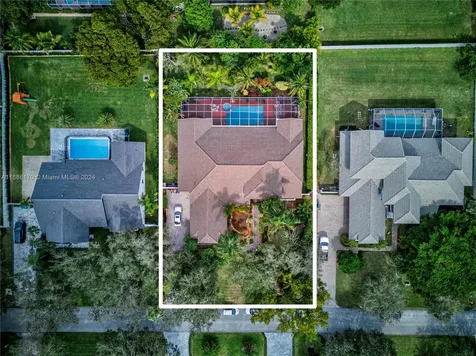 9749 SW 111th Terrace Miami FL 33176